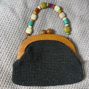 Knitted purse for summer